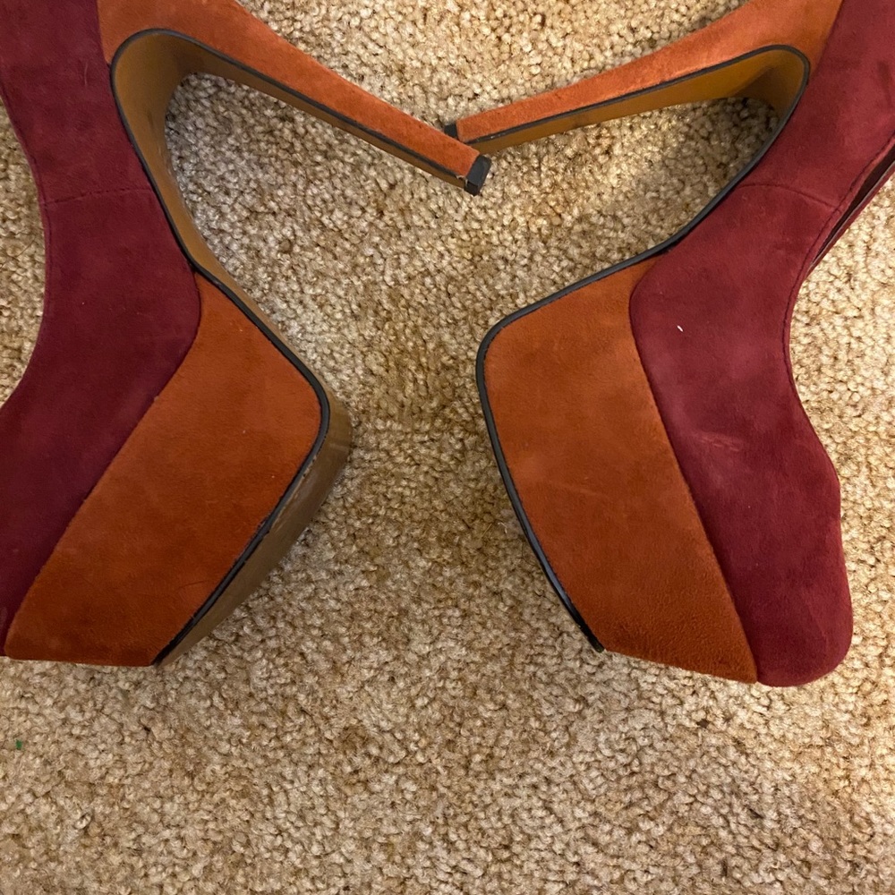 Cranberry and burnt orange heels - Picture 2 of 4